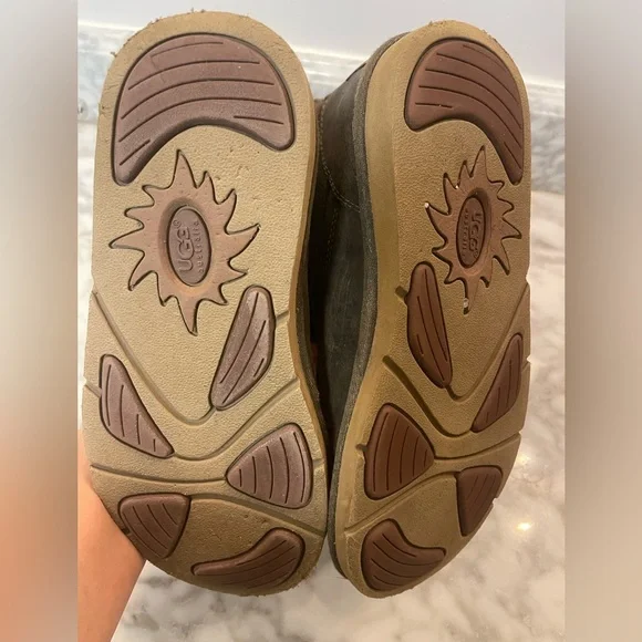 UGG AUS KENSINGTON Leather Sheepskin Brown Harness Biker Boot 5678 Women 6 - Picture 7 of 9